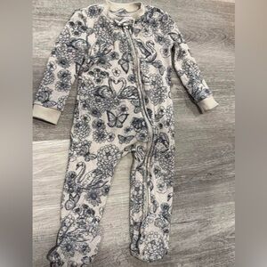 Posh Peanut Pacci Material Footie